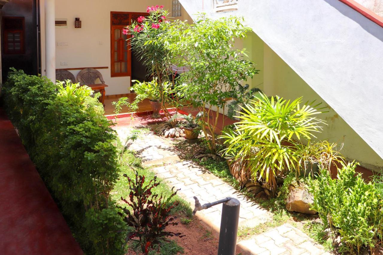 Hotel Sun Hopes Mirissa Exterior foto